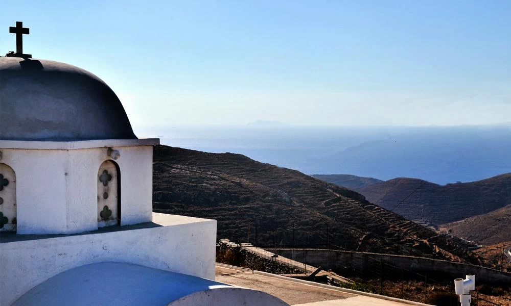 Καταφύκι: Το σπήλαιο της Κύθνου που πρέπει να επισκεφθείτε